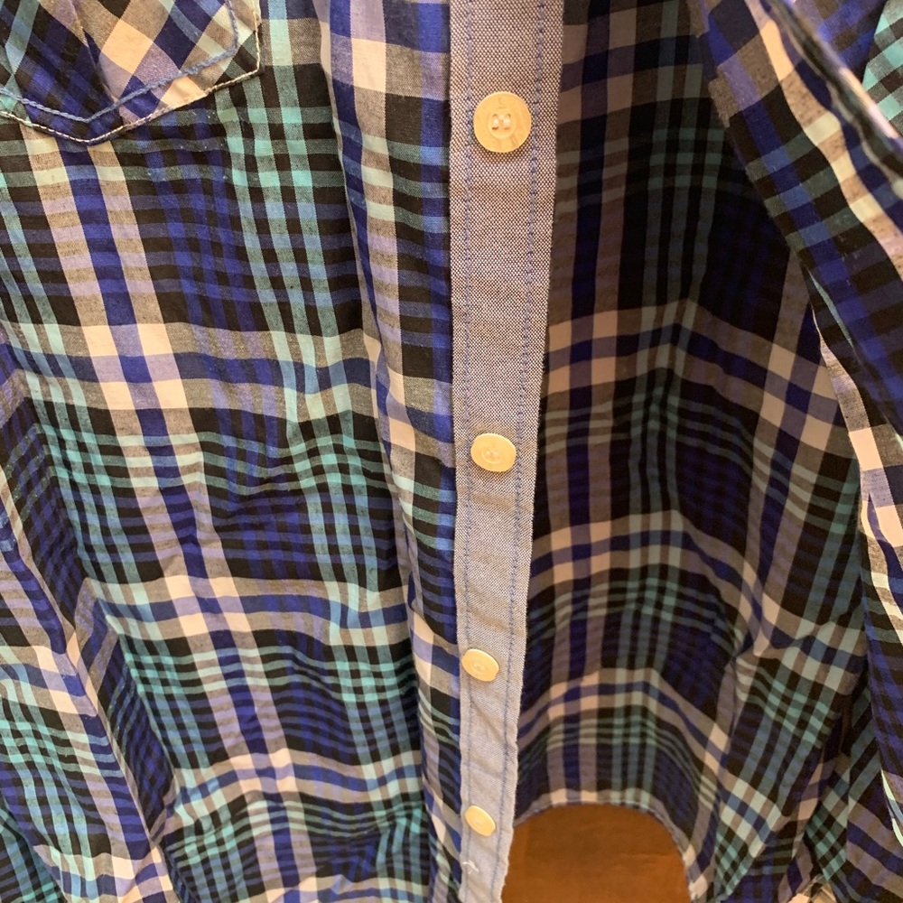 Men’s button down - Picture 2 of 6